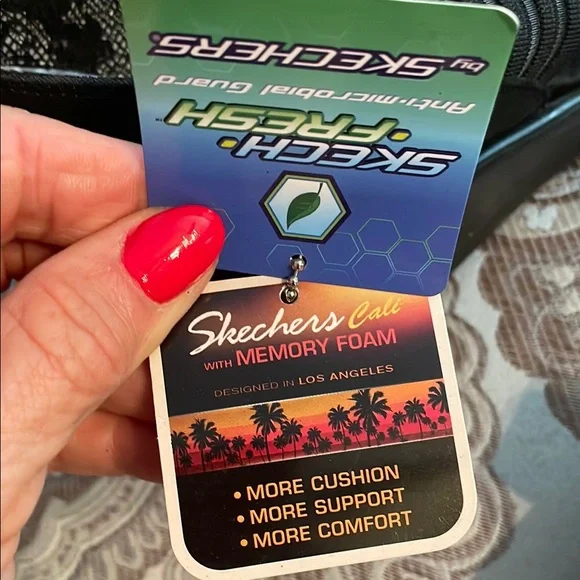 Skechers New Memory Foam Black Sandals - Picture 6 of 10